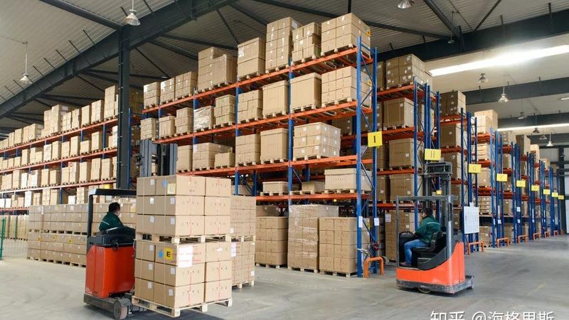 钢托盘与塑料托盘：尺寸规格的差异化解析